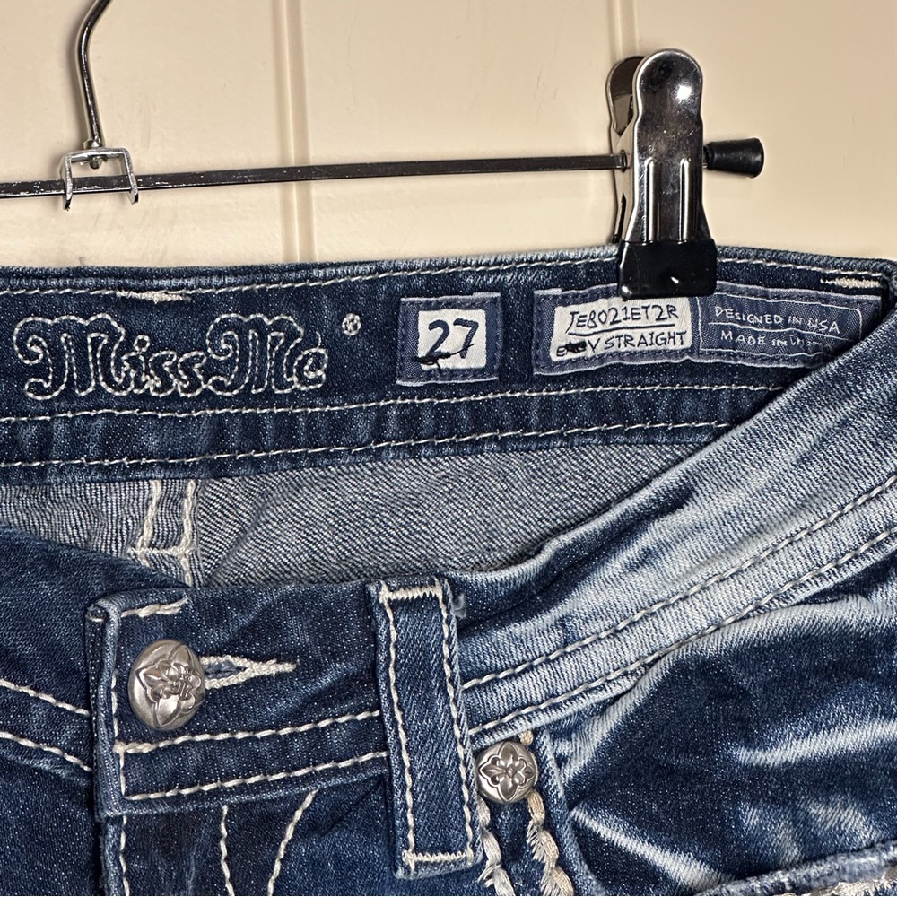 Miss Me Women's Easy Straight Low Rise Denim Jeans Size 27 JE8021ET2R Y2K $128 - Picture 3 of 9